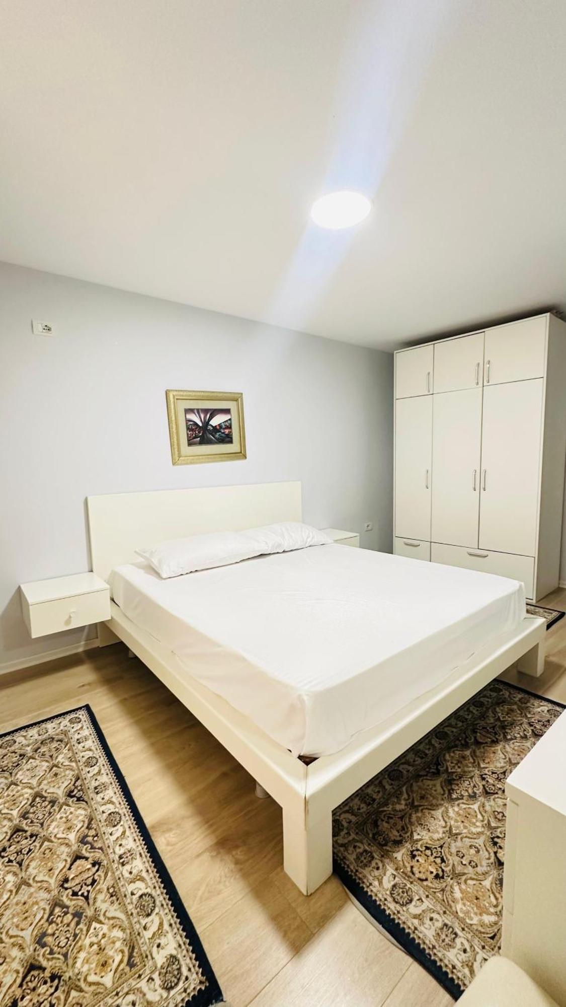 Apartment With Self Check-in *